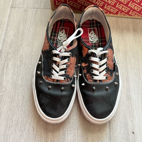 Vans Authentic with spikes size 11 - Picture 5 of 5
